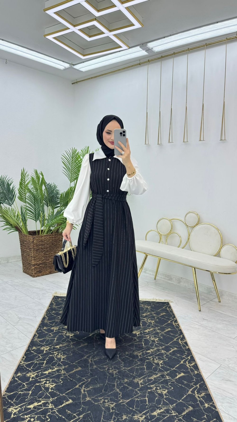 Siyah Yakalı Elbise Tesettür Giyim — Siyah