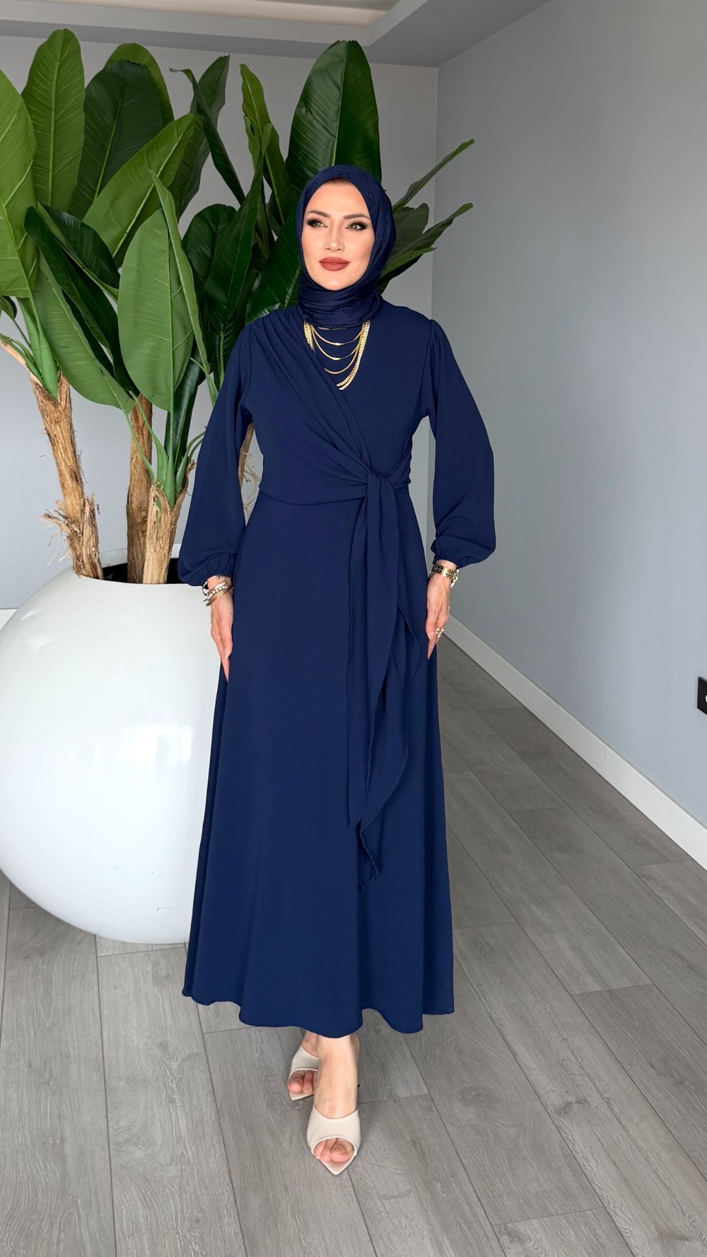 Lacivert Helin Elbise Sabit Uzun Kuşaklı Ayrobin Kumaş Tesettür Giyim — Lacivert